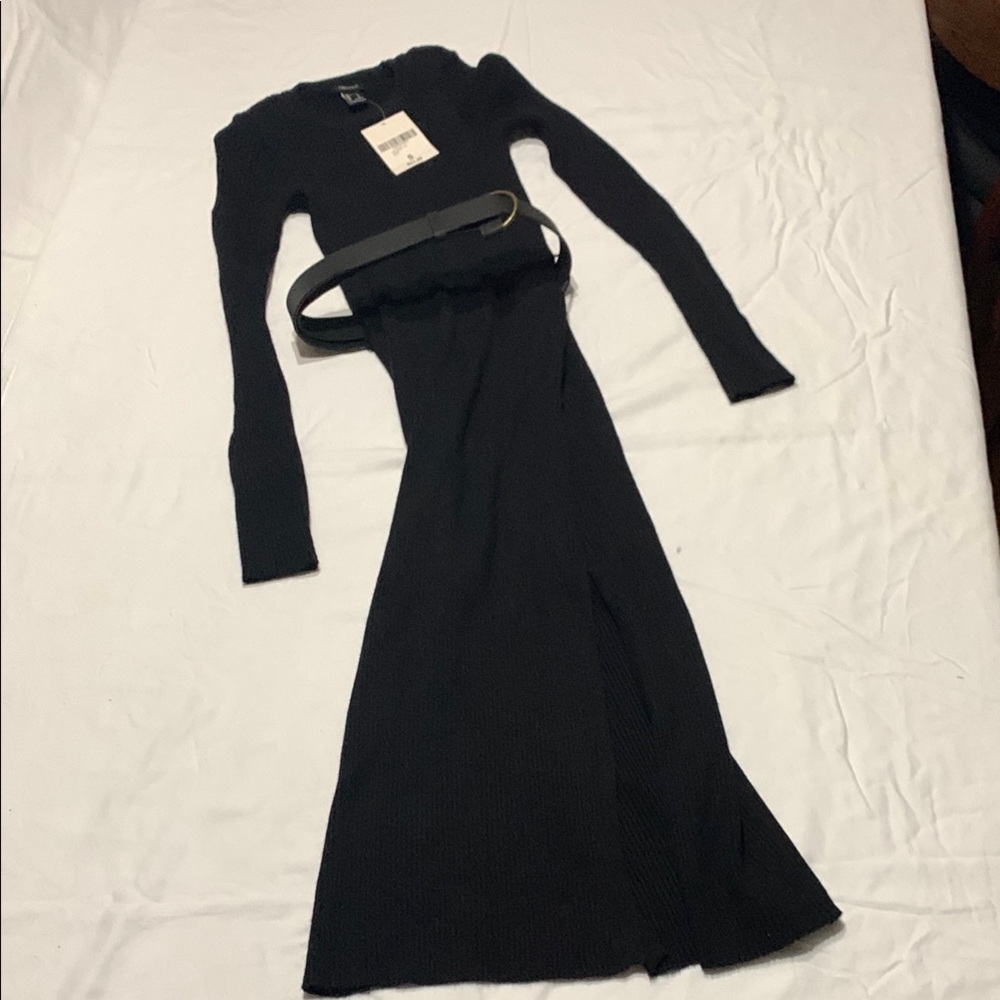 Forever 21 Black Sheath Dress Long Sleeve Crew Neck